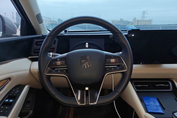 Used BYD Qin L 2024 DM-i 120KM Beyond Model Steering Wheel