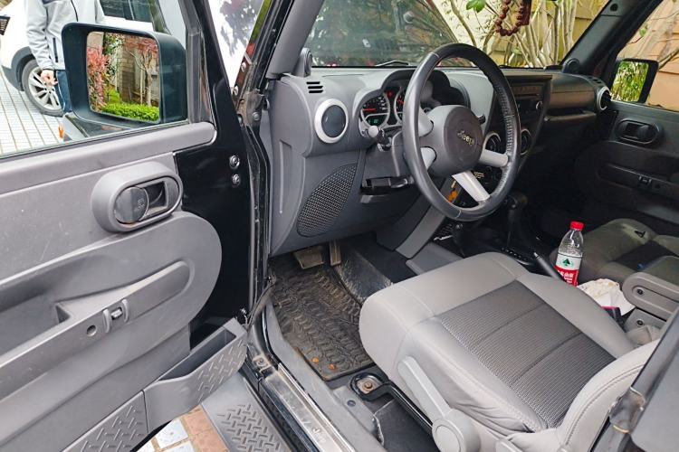 Used Jeep Wrangler 2010 3.8L Sahara two-door model
