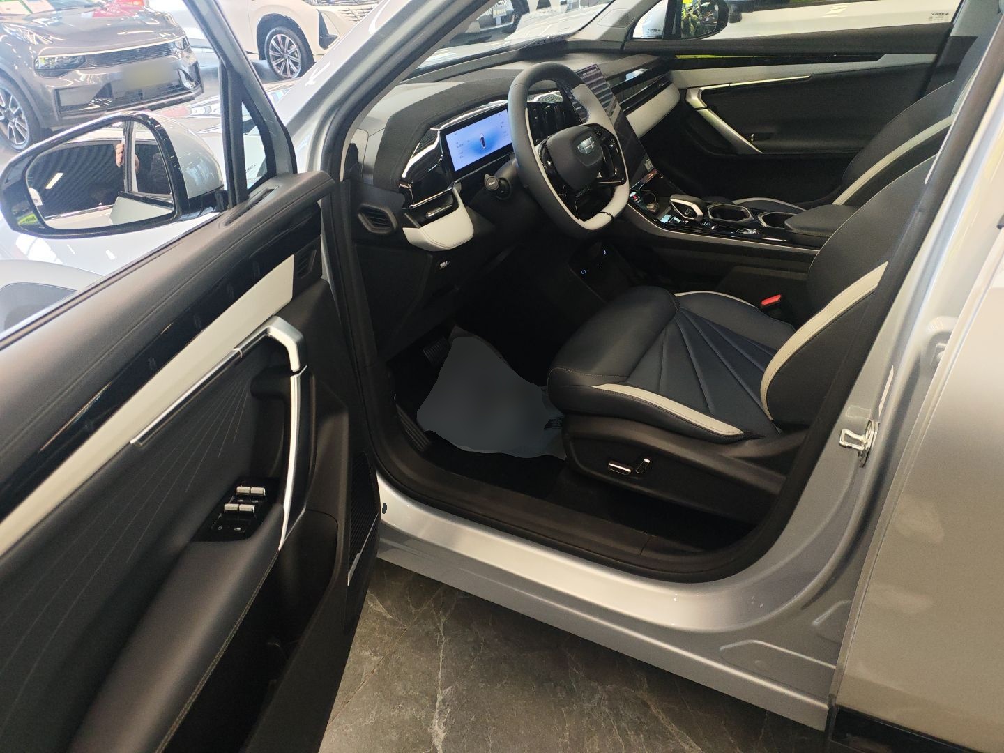 Geely Auto FX11 2023 1.5TD DCT Glory Edition — снимка 18