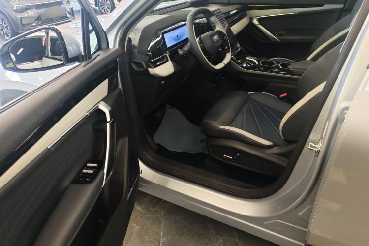 Used Geely Auto FX11 2023 1.5TD DCT Glory Edition