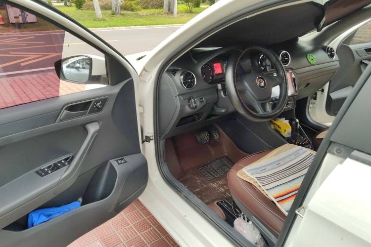 Used Volkswagen Jetta 2017 1.5L Automatic Fashion Model Driver Seat