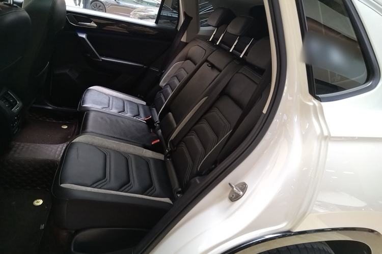 Used Volkswagen Tayron GTE Plug-in Hybrid 2020 1.4T Luxury Model Left Rear Seat