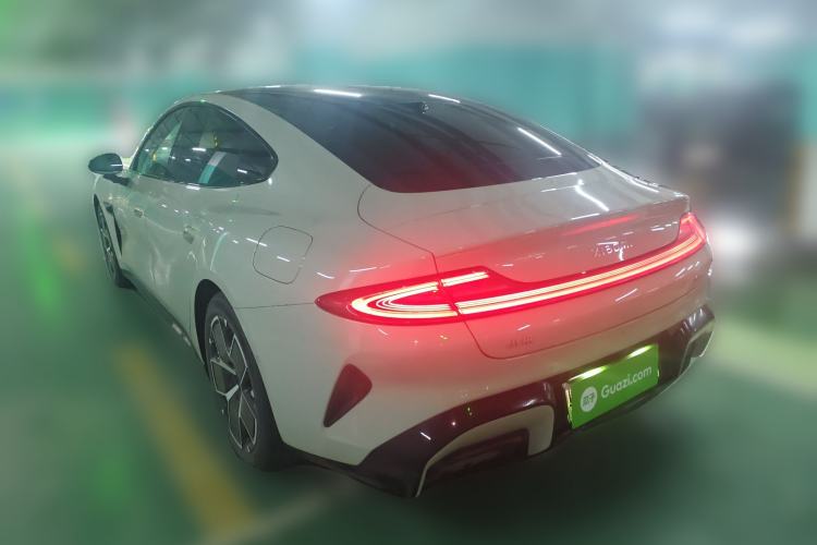 Used Xiaomi Auto SU7 2024 Rear-Drive Long-Range Intelligent Driving Version
