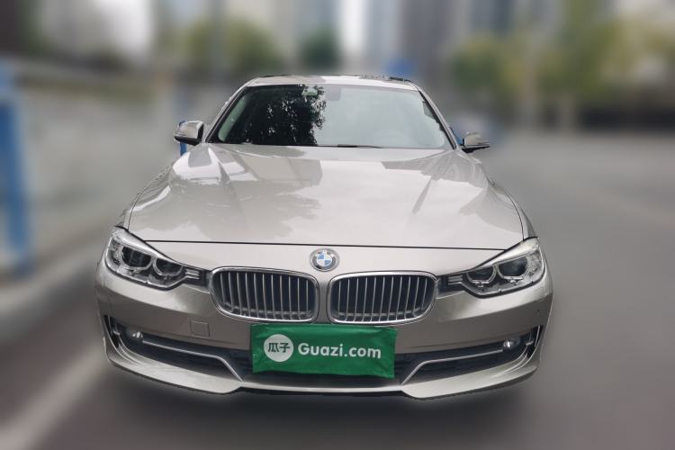 Used BMW 3 Series 2013 Facelift 320Li Fashion Design Package
