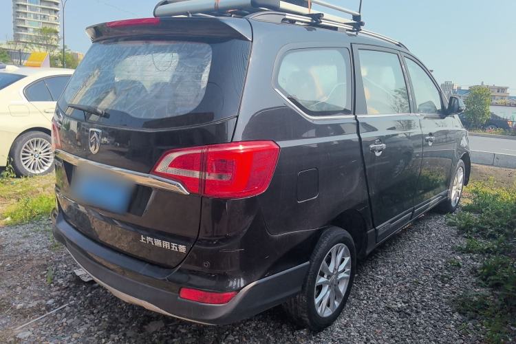 Used Baojun 730 2017 1.5T Manual Fashion Version 7 Seats China V Emission Standard Rear Right 45 Deg