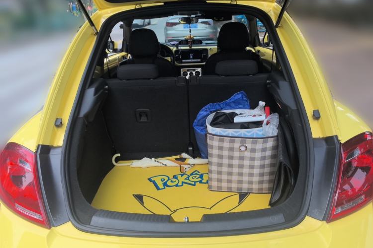 Used Volkswagen Beetle 2013 1.4TSI Fashion Edition Trunk