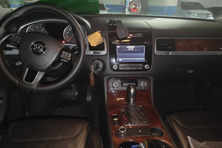 Used Volkswagen Touareg 2011 3.0 TDI Diesel Standard Version