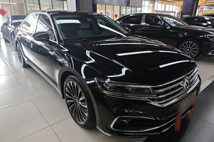 Used Volkswagen Phideon 2021 380TSI Prestige Edition
