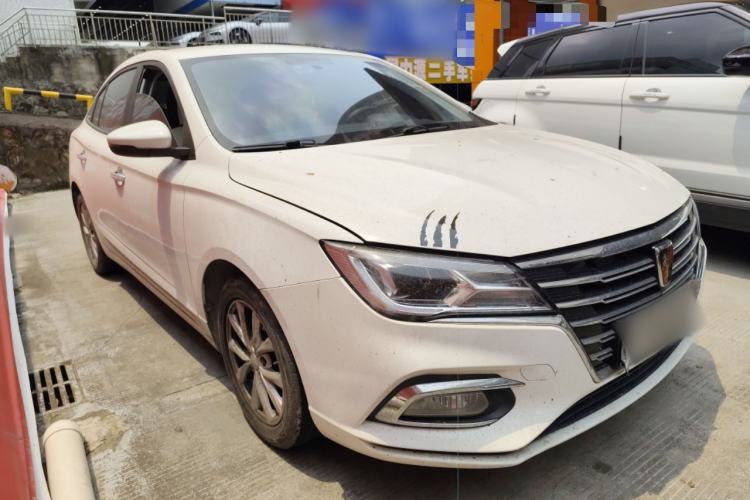 Used Roewe i5 2020 1.5L Manual 4G Connect Luxury Edition Front Right 45 Deg