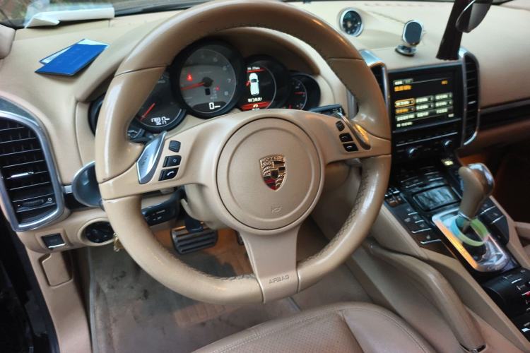 Used Porsche Cayenne 2011 Cayenne S Hybrid 3.0T Steering Wheel