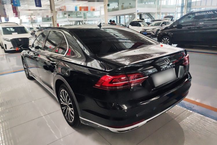 Used Volkswagen Phideon 2021 380TSI Luxury Edition
