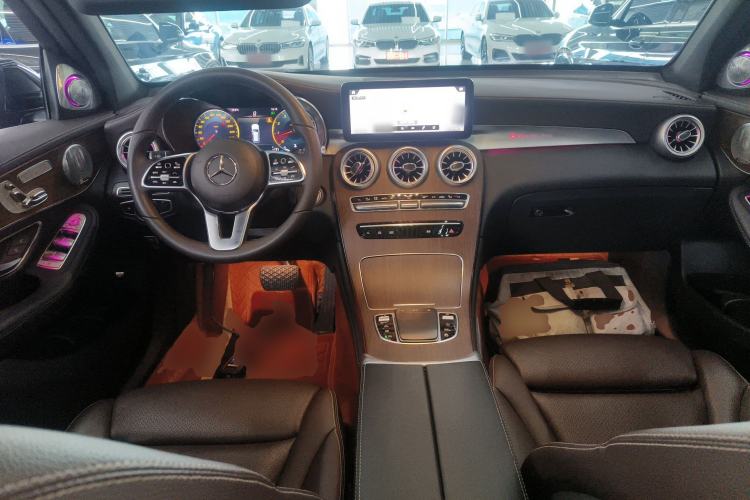 Used Mercedes-Benz GLC 2021 GLC 300 L 4MATIC Dynamic Model
