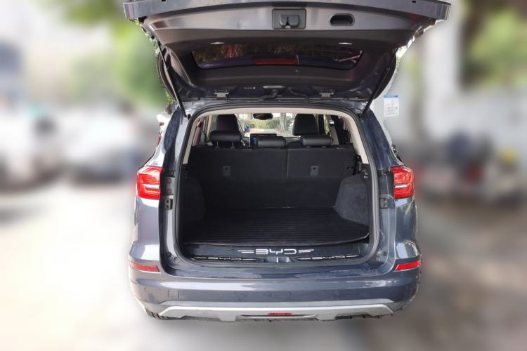 Used BYD Song New Energy 2019 Song DM 1.5TID Smart Connect Dynamic Model Trunk