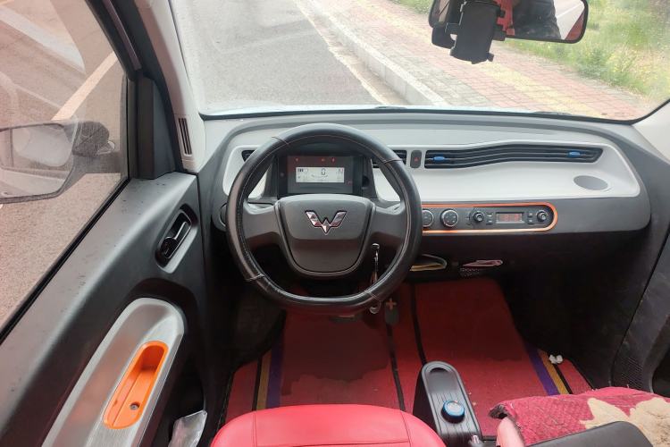 Used Wuling Hongguang MINIEV 2021 Macaron Fashion Edition Lithium-Ion Battery Steering Wheel