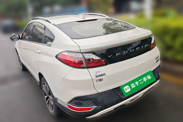 Used Venucia T90 2017 2.0L CVT Smart Edition
