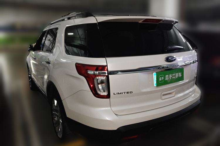 Used Ford Explorer 2013 3.5L Deluxe Model
