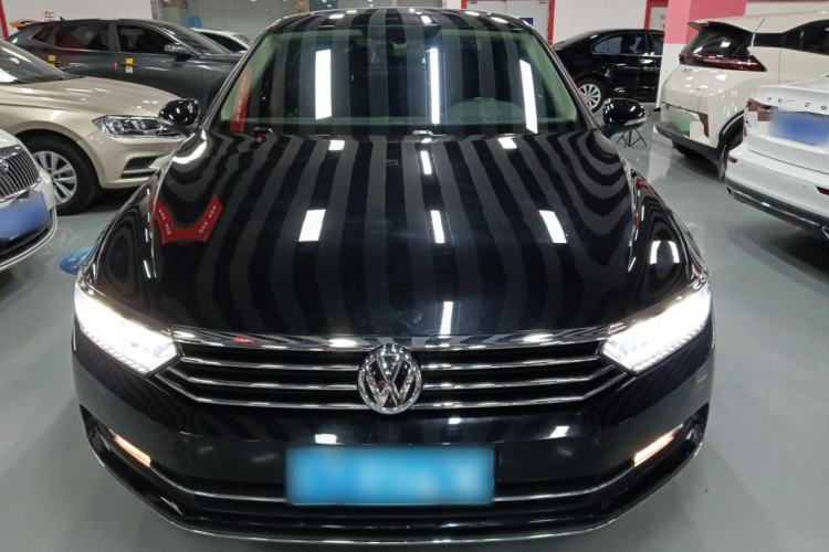 Used Volkswagen Magotan 2019 330TSI DSG Luxury Version China VI Standard
