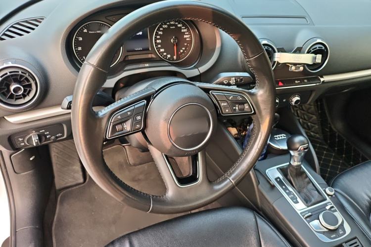 Used Audi A3 2020 Restyled Limousine 35 TFSI Ambition Version China VI