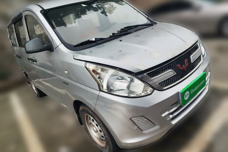 Used Wuling Rongguang V 2015 1.5L Practical Version
