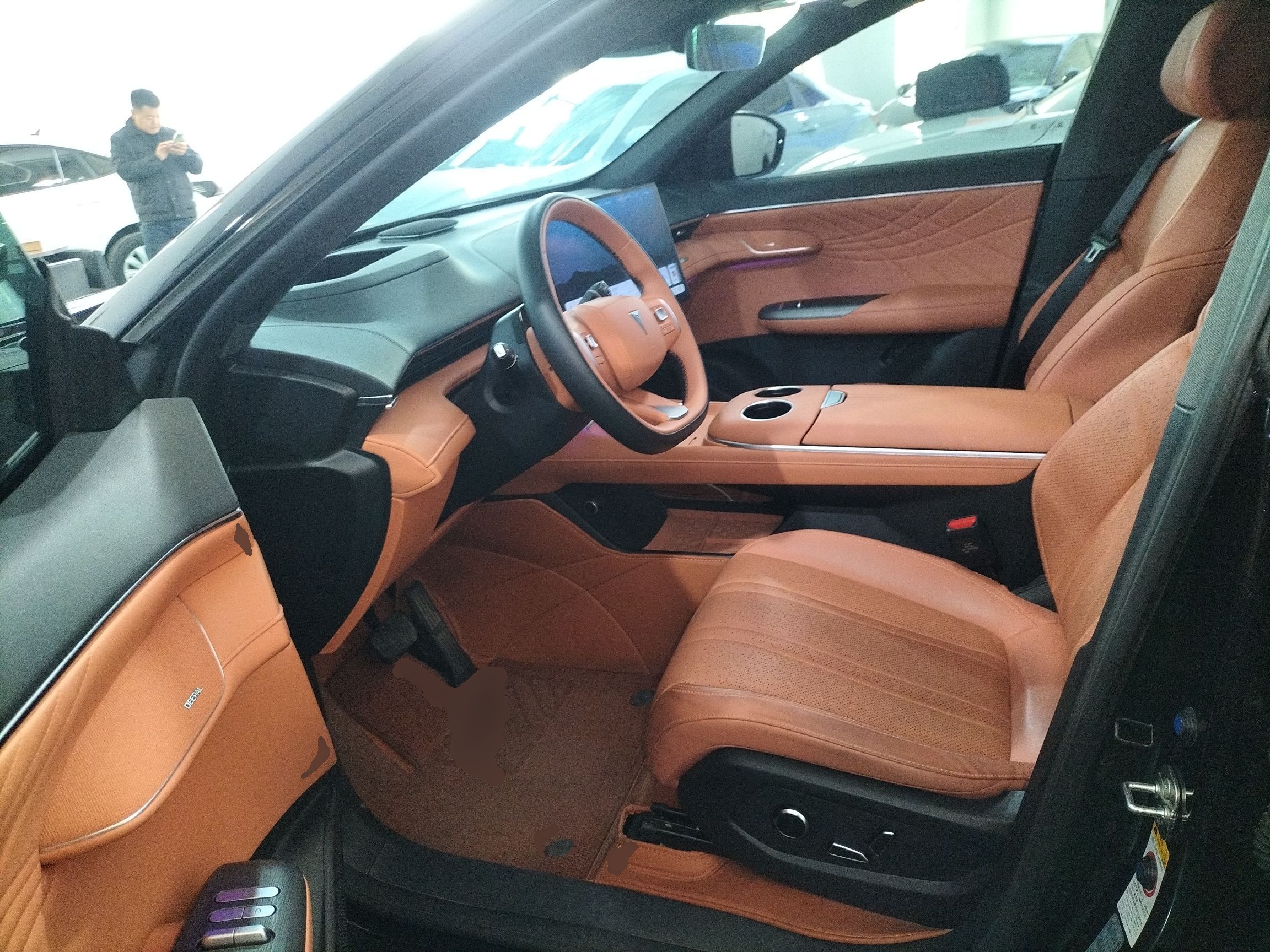 Переднее сиденье в автомобиле