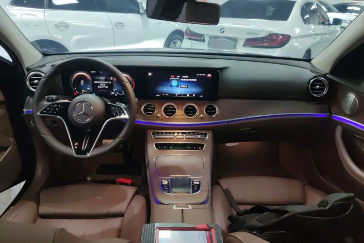 Used Mercedes-Benz E-Class 2022 Second Facelift E 300 L Luxury Edition
