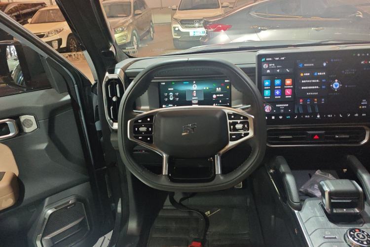 Used JETOUR Traveler 2023 2.0T All-Wheel Drive CrossPRO+
