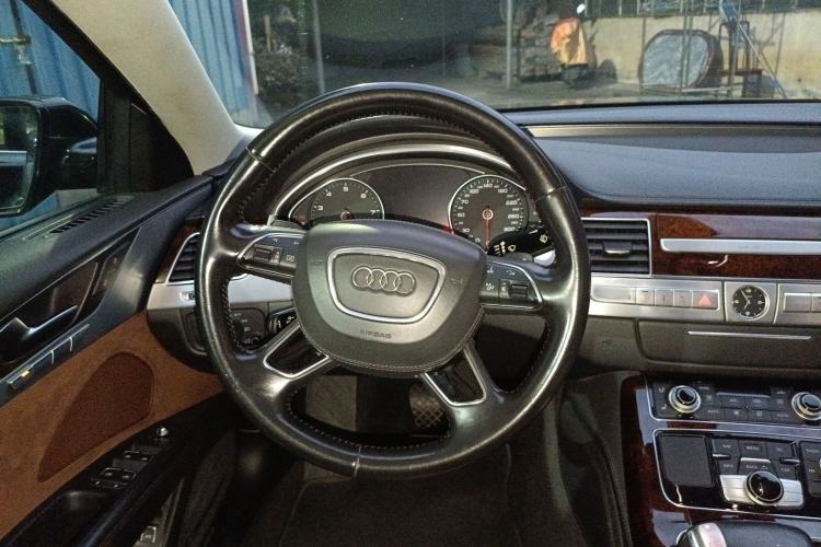Used Audi A8 2013 A8L 45 TFSI quattro Luxury Model Steering Wheel