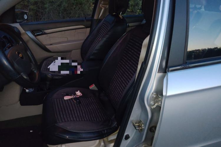 Used Chevrolet Lova 2010 1.4 MT Fengdu Version