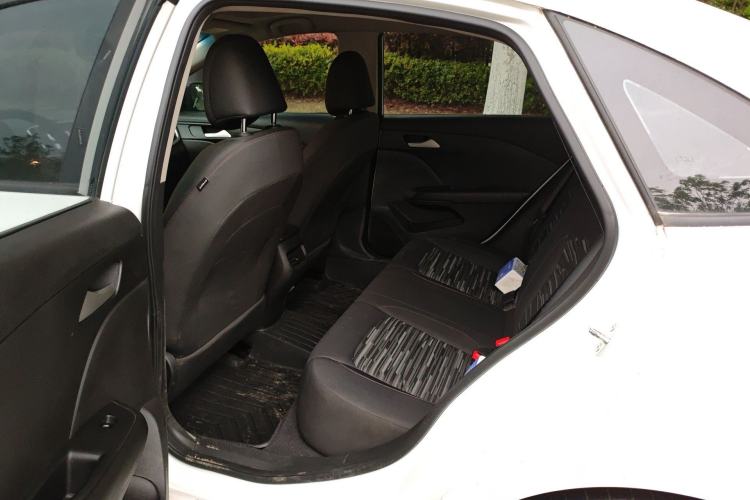 Used Chevrolet Monza 2019 Redline 320T Dual-Clutch Joyful Edition China VI Standard Left Rear Seat