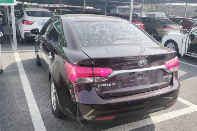 Used Kia Forte 2014 1.6L MT GL
