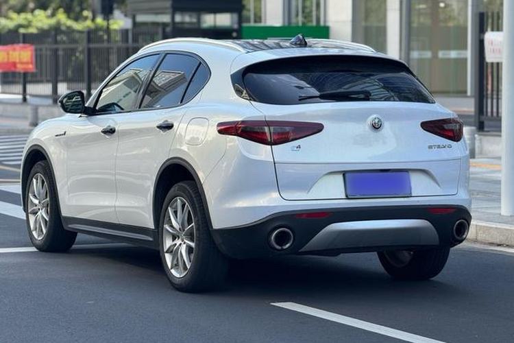 Used Alfa Romeo Stelvio 2017 2.0T 280HP Luxury Edition