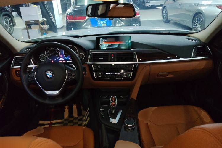 Used BMW 3 Series 2017 330Li xDrive Luxury Design Package
