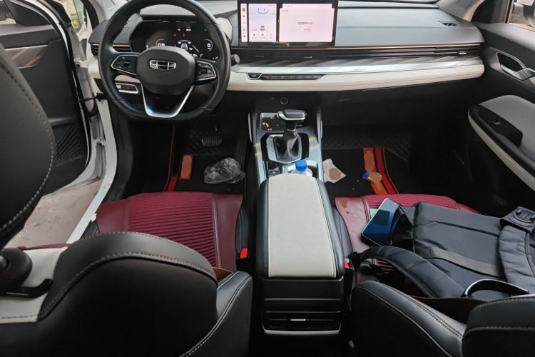 Used Geely Auto Emgrand L 2022 1.4T CVT Flagship Edition Center Console