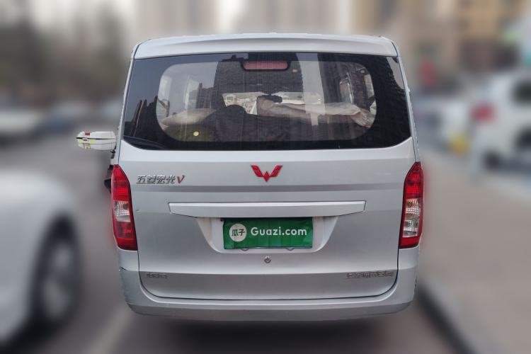 Used Wuling Rongguang V 2015 1.5L Base Version
