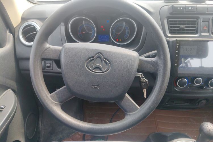 Used CHANGAN KAICHENG Ruixing M60 2020 1.5L Standard Version China VI 6-Seater DAM15KR Steering Wheel