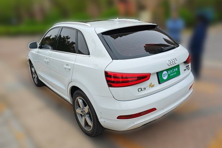 Used Audi Q3 2013 35 TFSI quattro Luxury Model Rear Left 45 Deg