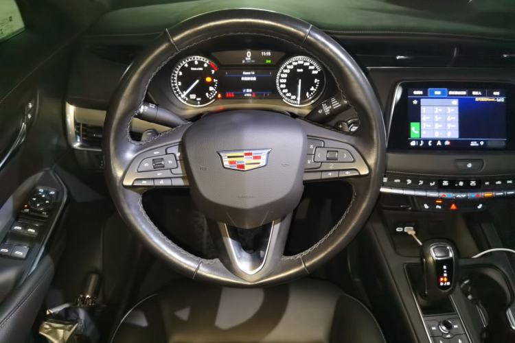 Used Cadillac XT4 2018 28T Two-Wheel Drive Leading Version