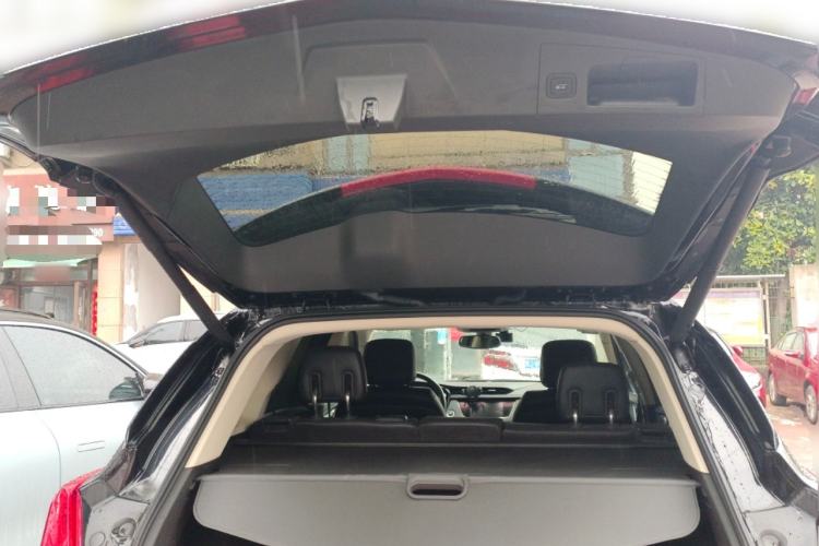 Used Cadillac XT5 2016 25T Luxury Model
