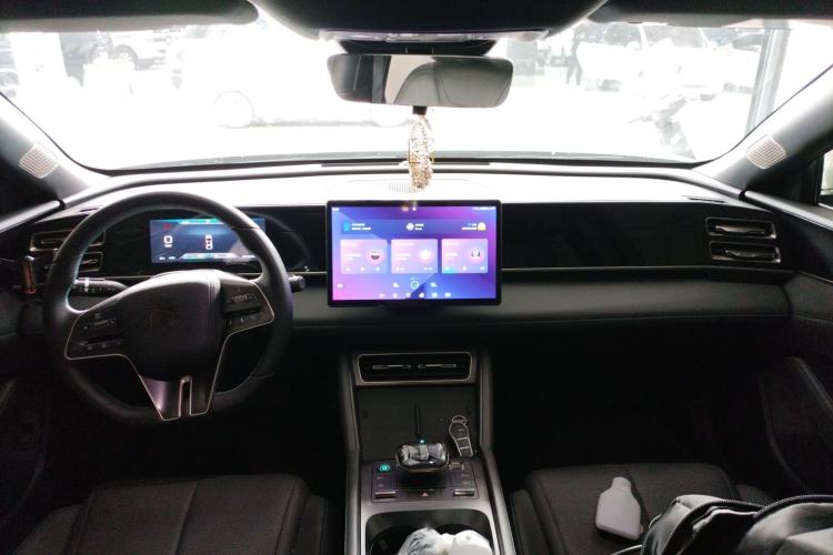 Used BYD Qin L 2024 DM-i 120KM Leading Model
