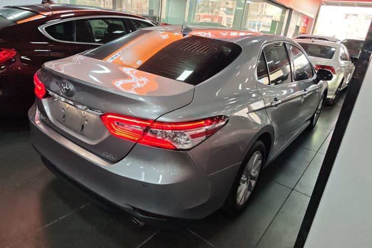 Used Toyota Camry 2021 2.0G Luxury Edition