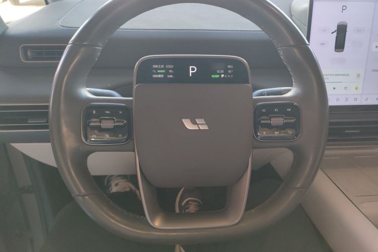 Used Li Auto MEGA 2024 Ultra Model
