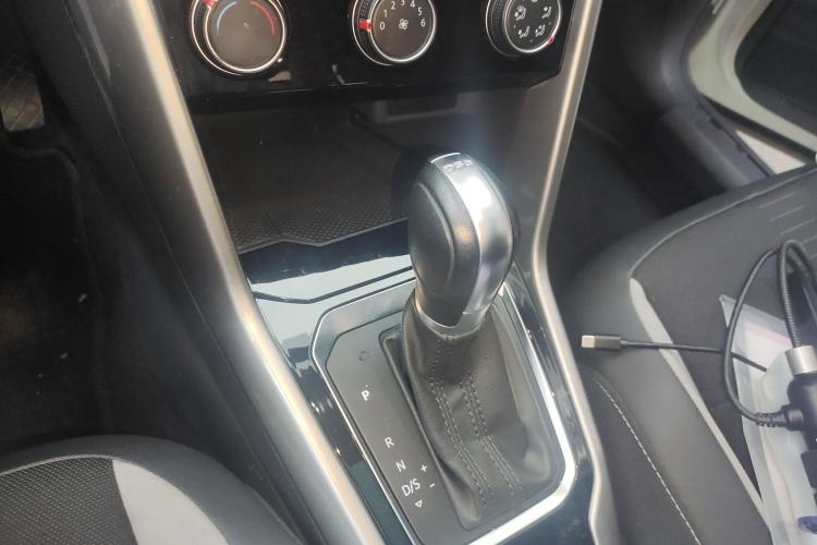 Used Volkswagen T-ROC 2020 230TSI DSG Two-Wheel Drive Advanced Version