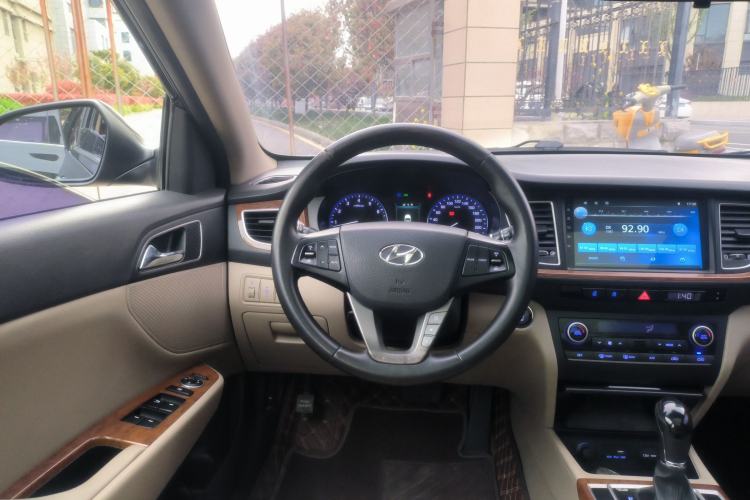 Used Hyundai Mistra 2014 1.8L Automatic Deluxe DLX Model Steering Wheel