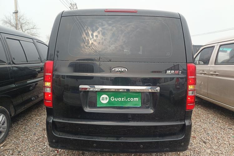 Used JAC Refine M3 2022 1.8L 7-seat Standard Edition