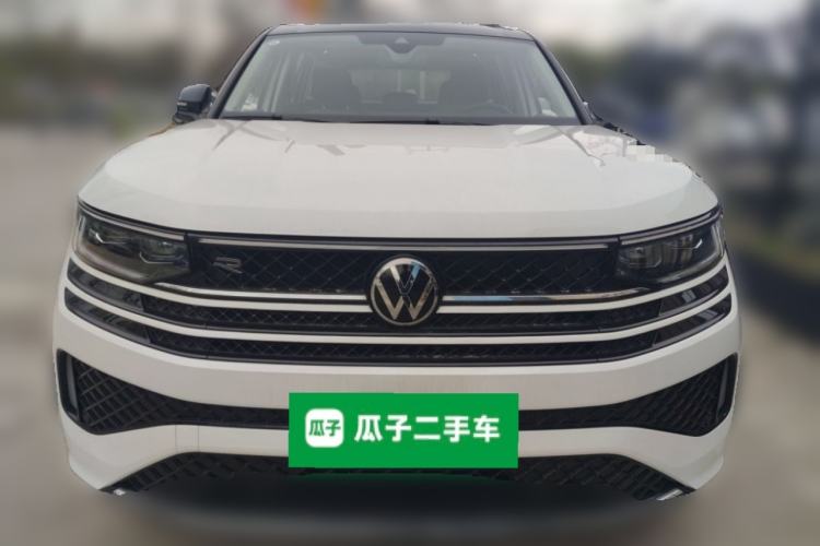 Used Volkswagen Tavendor 2024 380TSI All-Wheel Drive R-Line Cruise Edition Front