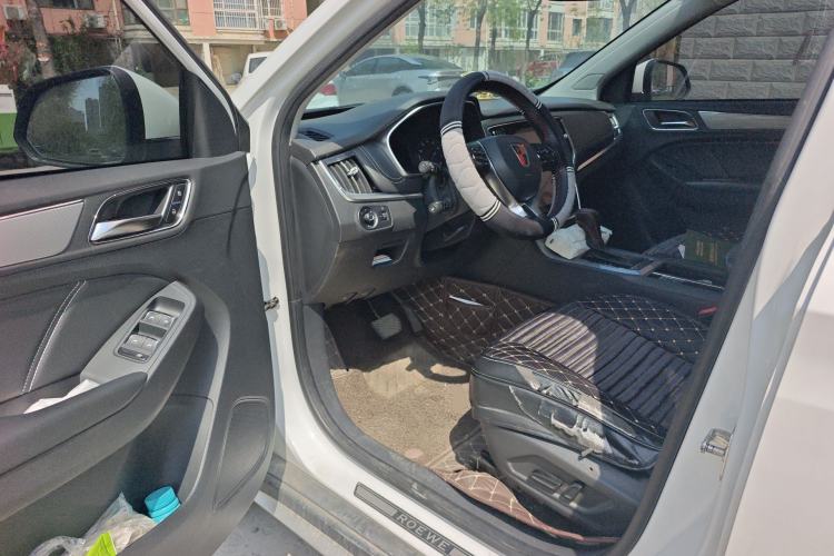 Used Roewe RX5 2019 20T Two-Wheel Drive Automatic 4G Connected Platinum Edition Driver Seat