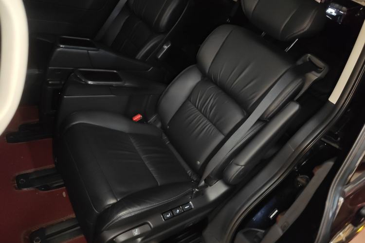 Used Honda Odyssey 2019 2.0L Rui·Zhi Zhen Edition Left Rear Seat