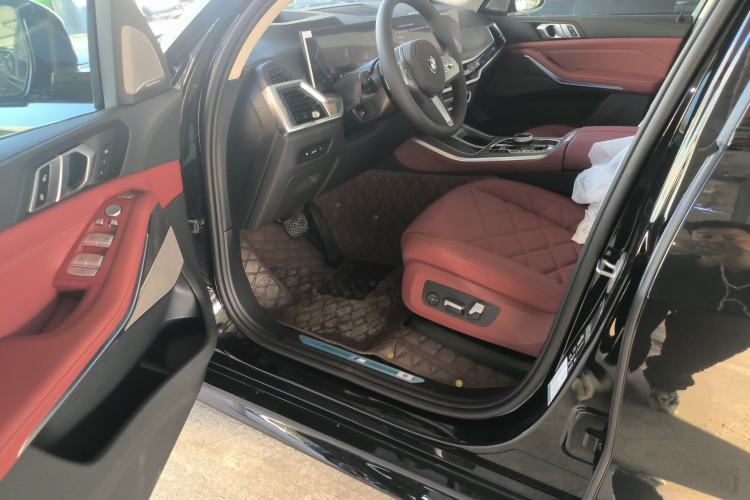 Used BMW X5 2025 Model, xDrive 30Li Prestige M Sport Night Package