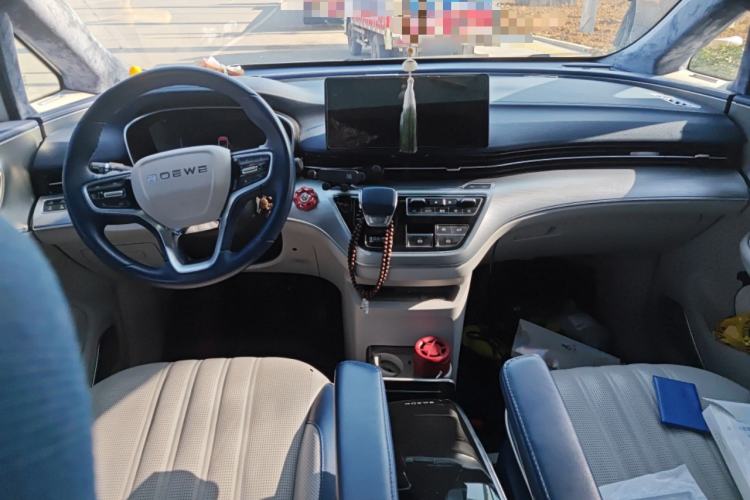 Used Roewe iMAX8 2022 400TGI Prestige Edition
