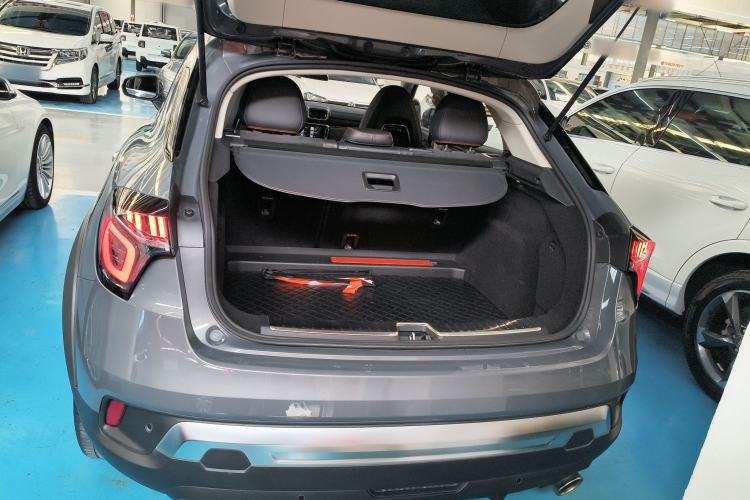 Used Lynk & Co 02 2020 1.5T DCT Two-Wheel Drive Sporty Version Trunk